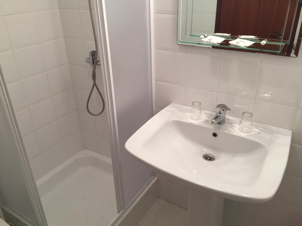 Granada Holidays Guest House São Martinho do Porto Cameră foto