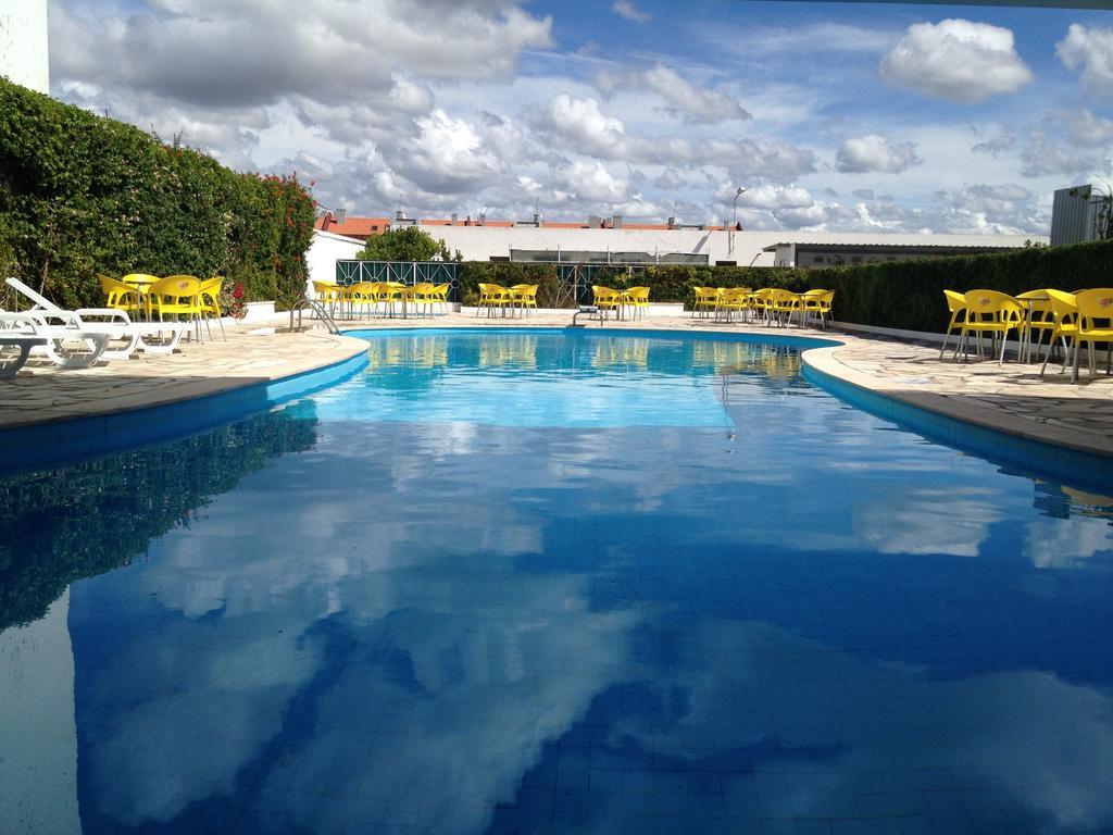 Granada Holidays Guest House São Martinho do Porto Exterior foto